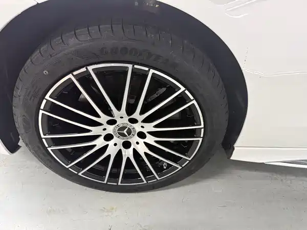 Mercedes-Benz C-Class 2026