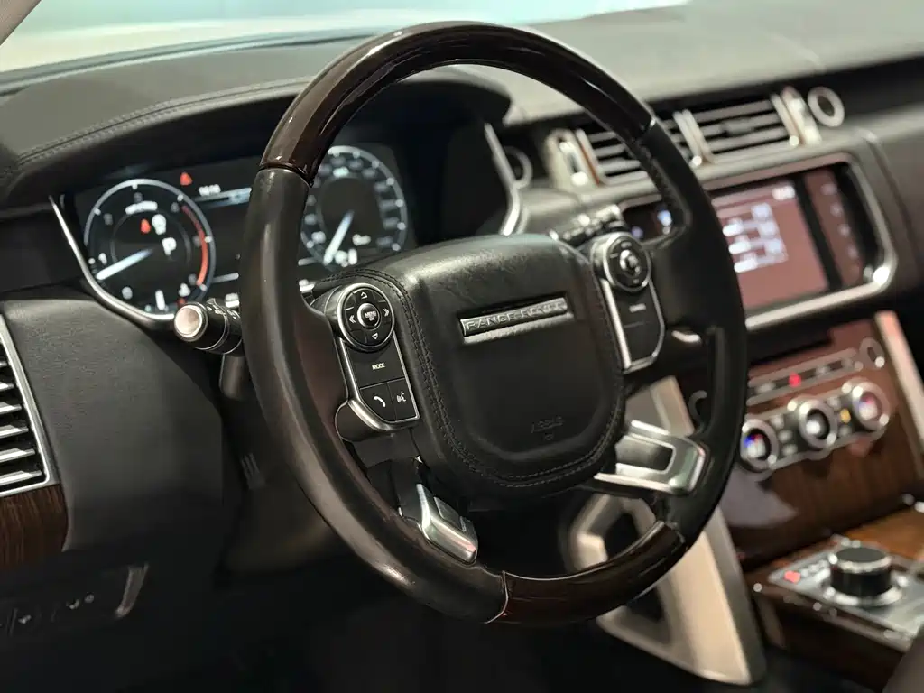 Land Rover Range Rover 2017 — фото 10