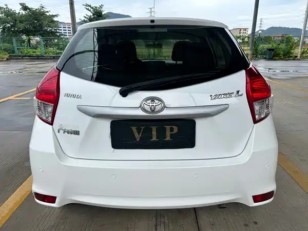 Toyota Yaris L 2016