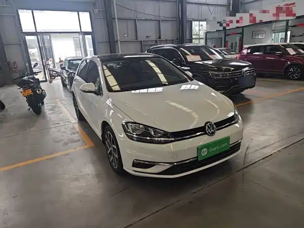 Volkswagen Golf 2020