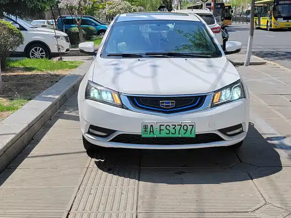 Geely Emgrand New Energy 2017