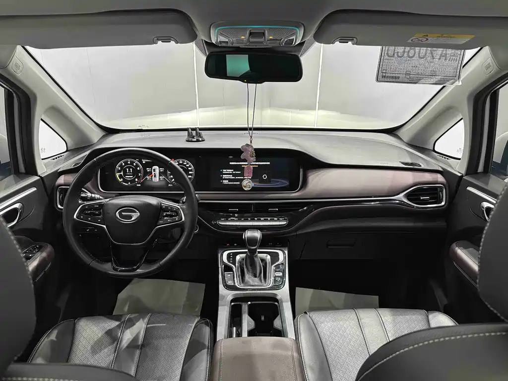 GAC Trumpchi M6 2023 — фото 13