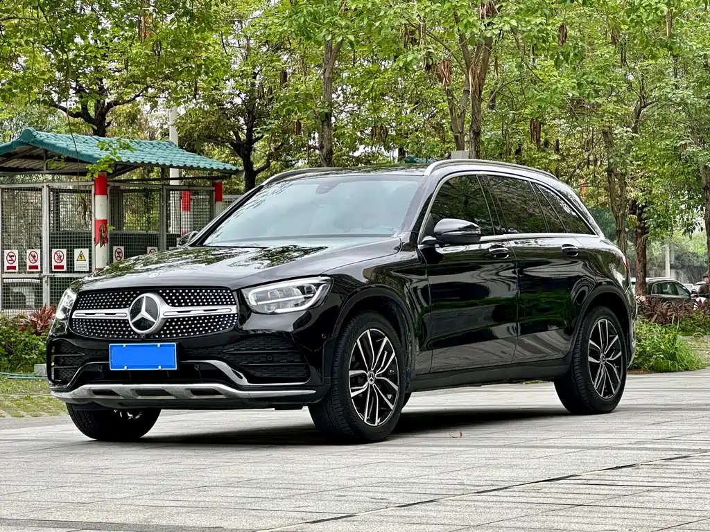 Mercedes-Benz GLC 2023 — фото 1