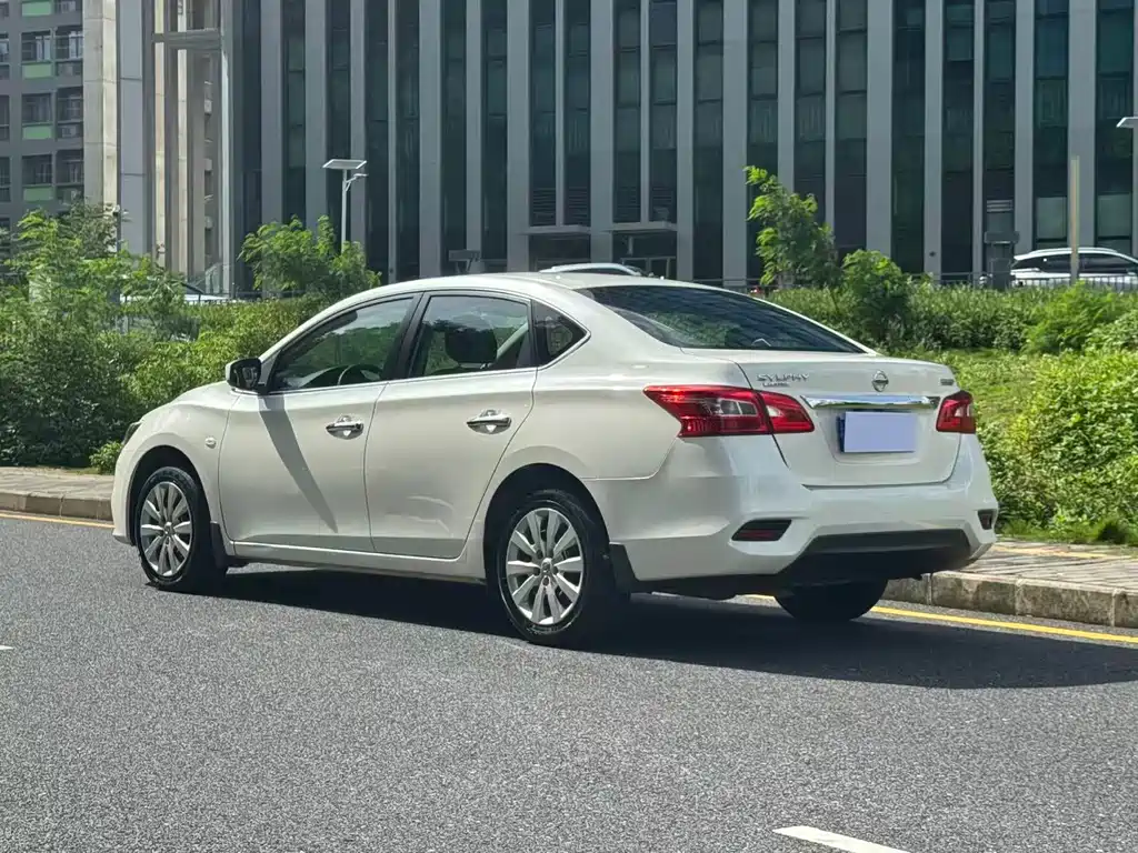 Nissan Sylphy 2019 — фото 10
