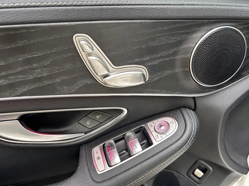 Mercedes-Benz C-Class 2020 — фото 13