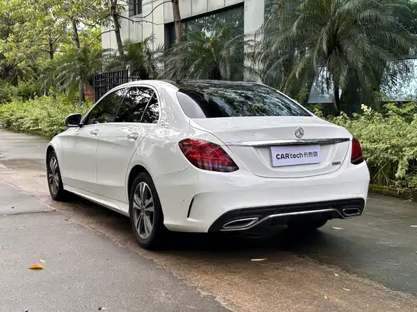 Mercedes-Benz C-Class 2020