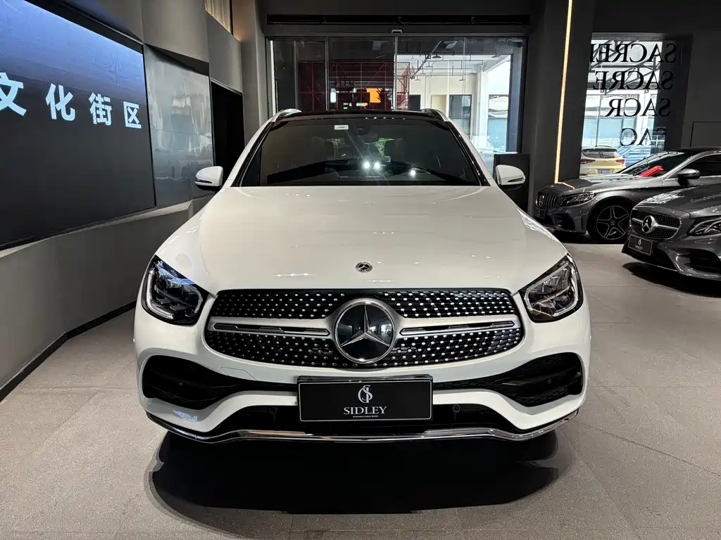 Mercedes-Benz GLC 2023