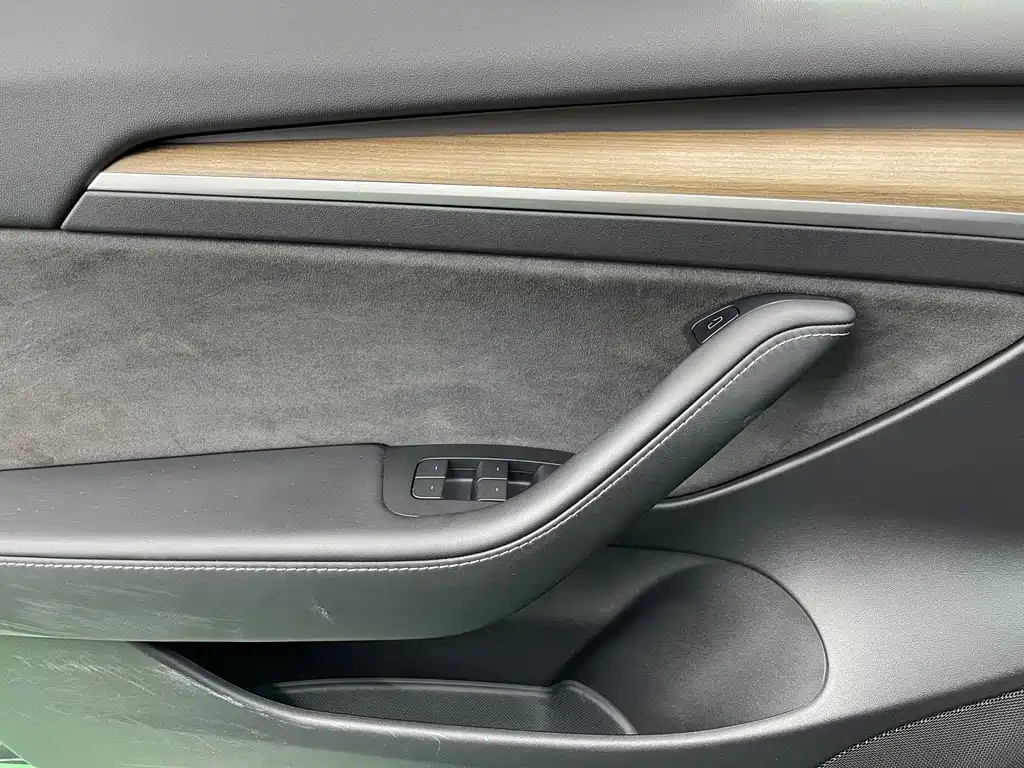 Tesla Model 3 2021 — фото 19