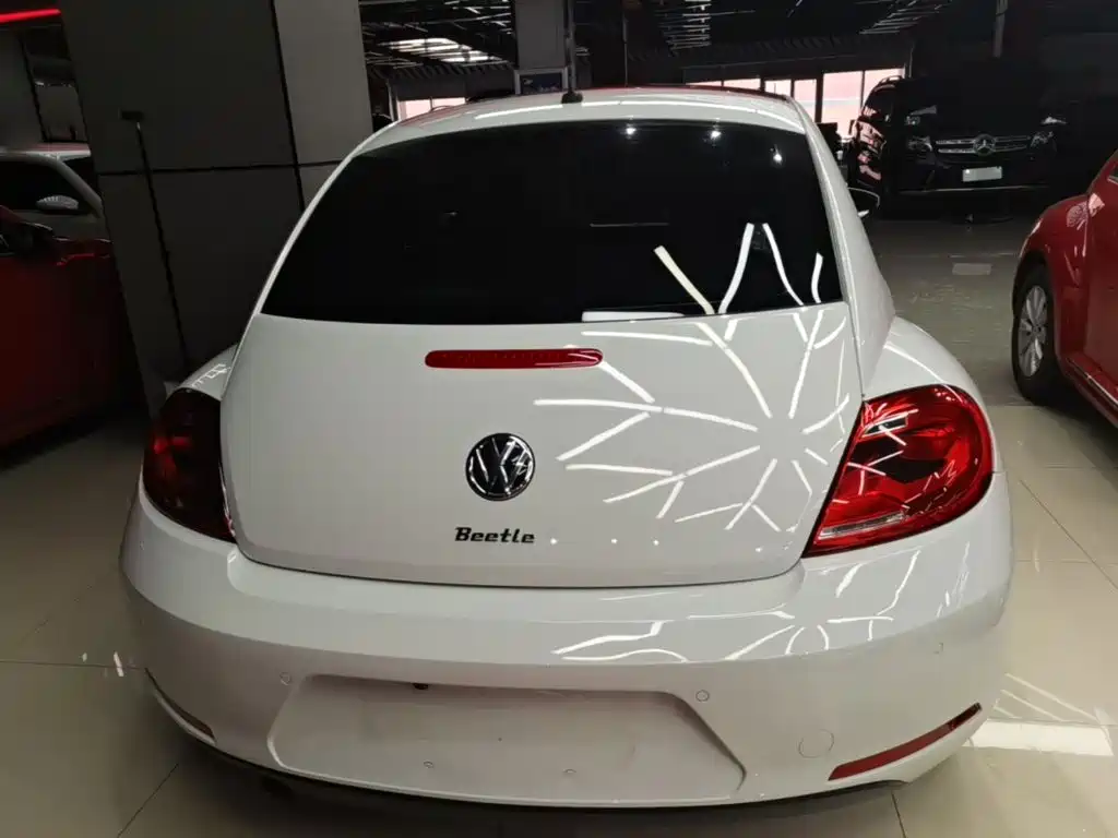 Volkswagen Beetle 2016