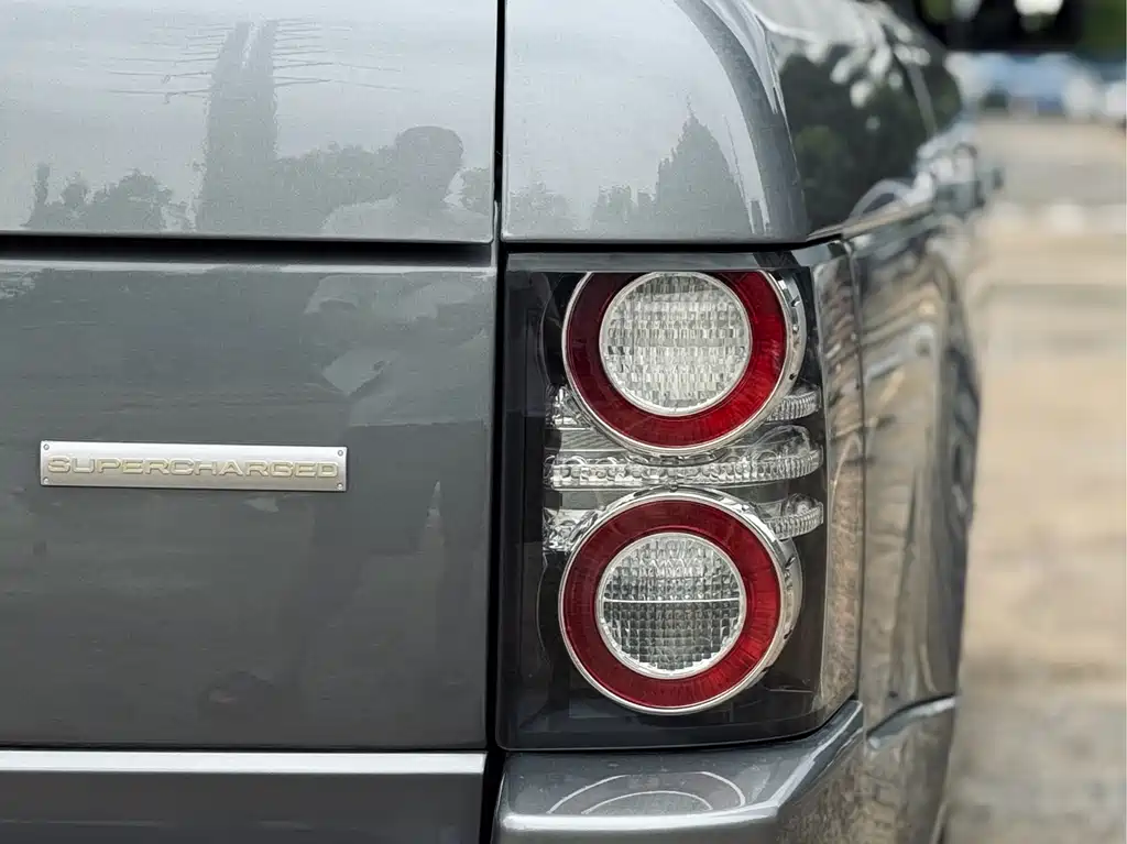 Land Rover Range Rover 2012 — фото 24