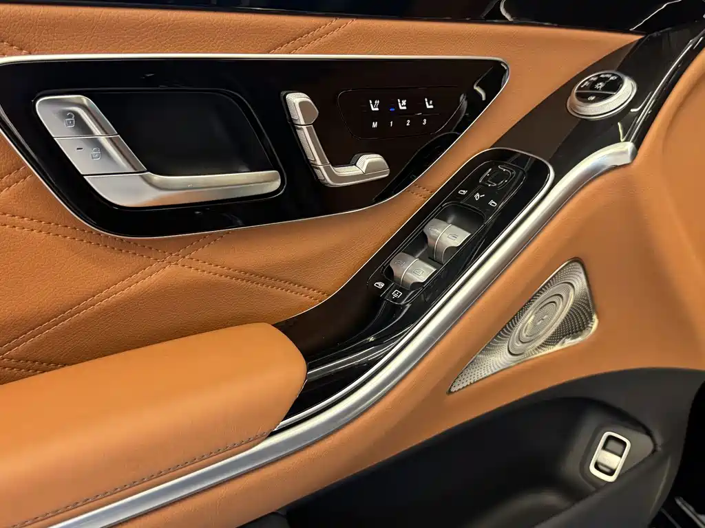 Mercedes-Benz Maybach S-Class 2025 — фото 16