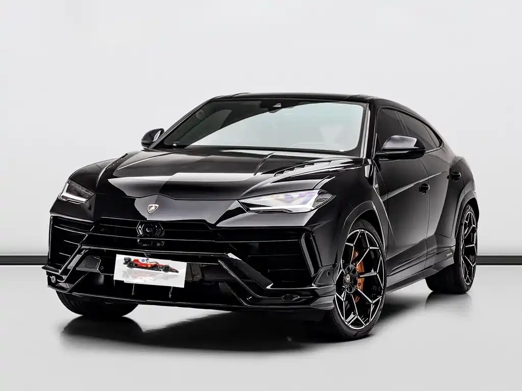 Lamborghini Urus 2024 — фото 1