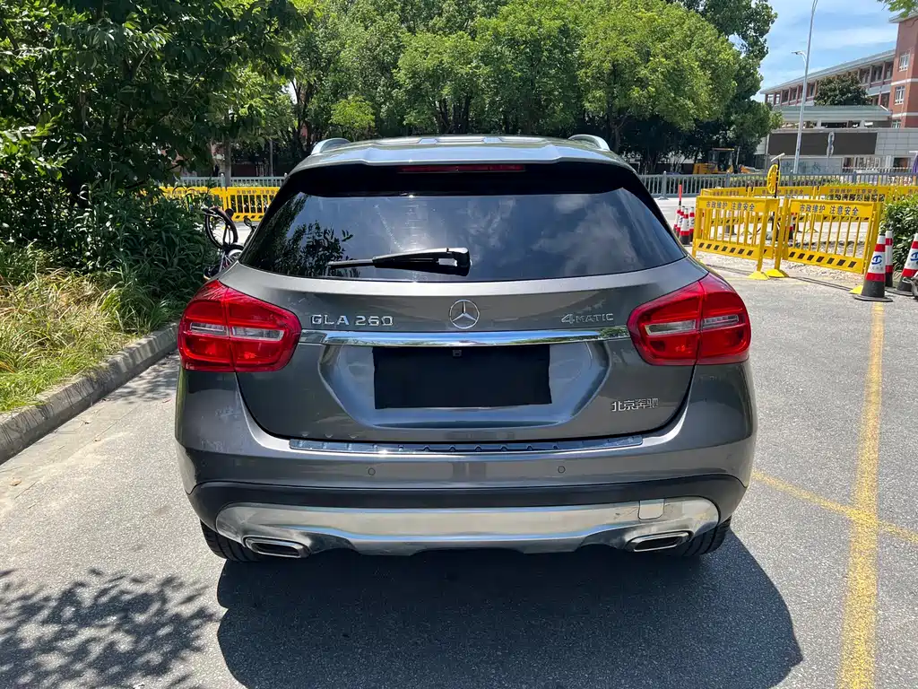 Mercedes-Benz GLA 2016
