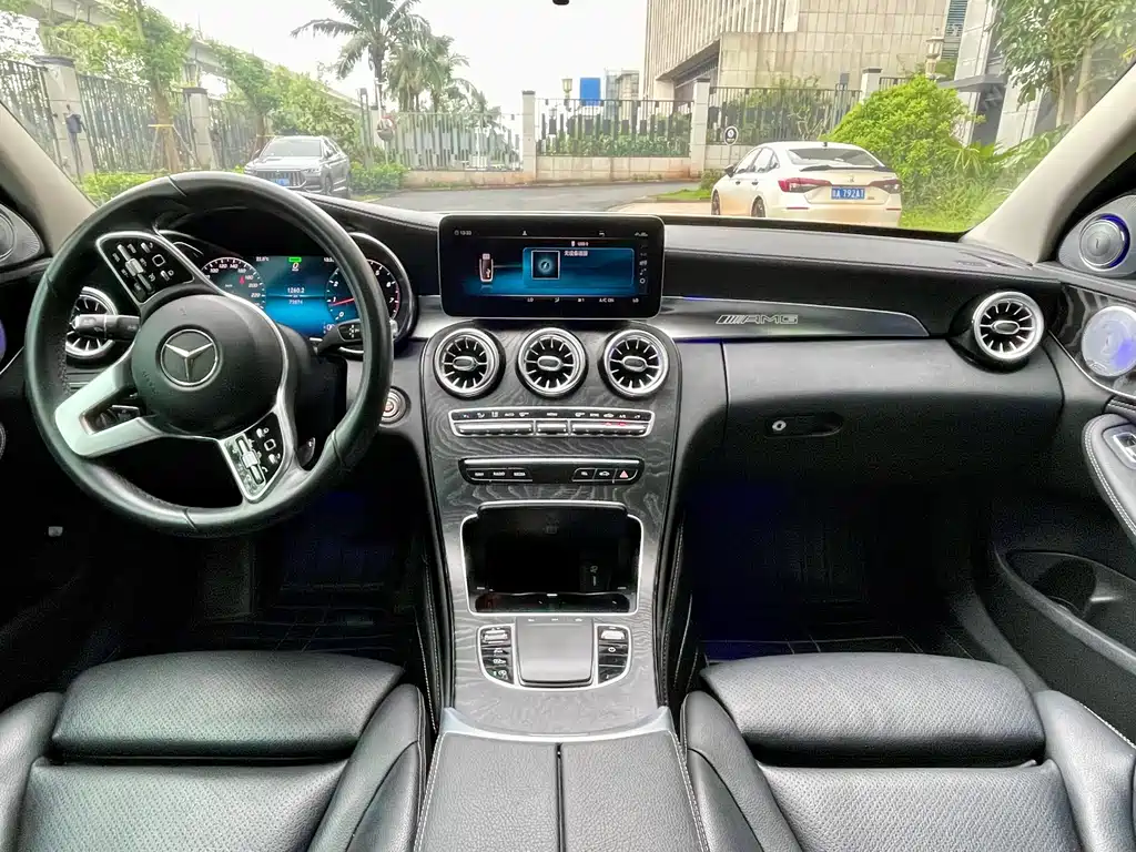 Mercedes-Benz C-Class 2019 — фото 6