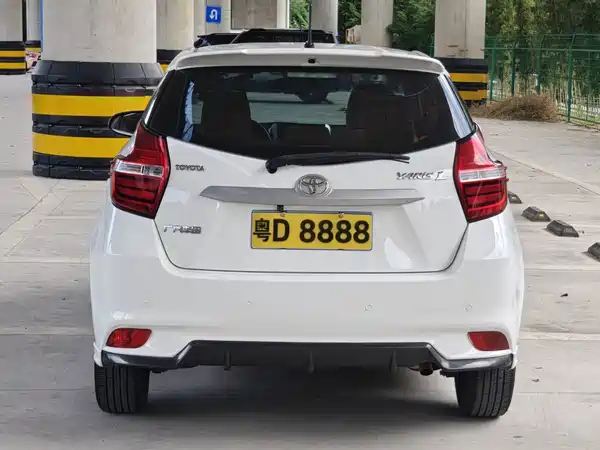 Toyota Yaris L 2017