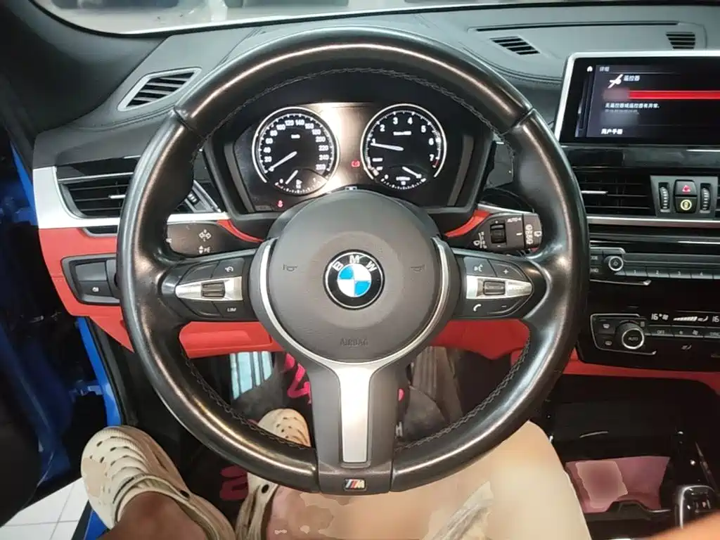 BMW X2 2021 — фото 11