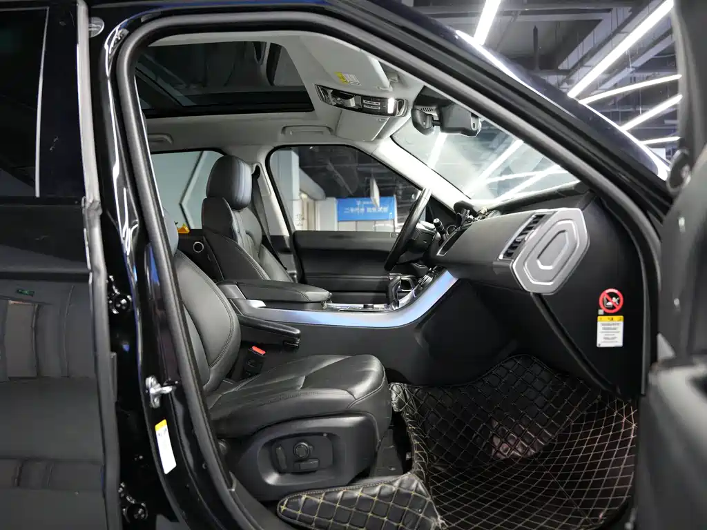 Land Rover Range Rover Sport 2018 — фото 16