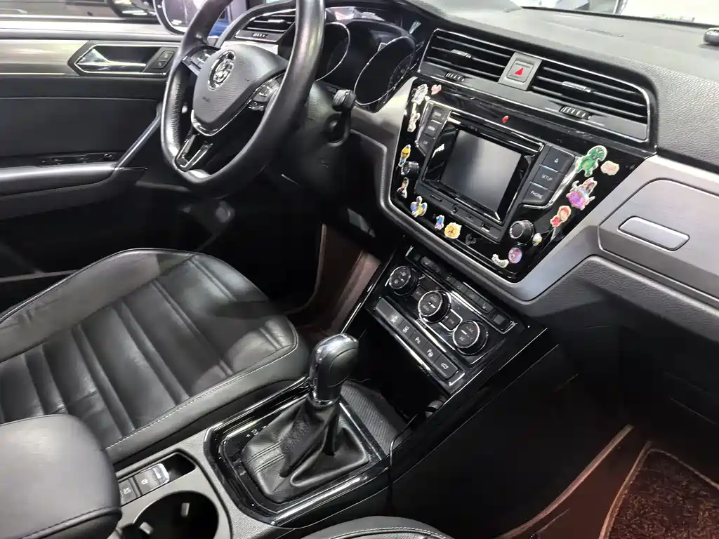 Volkswagen Touran 2016