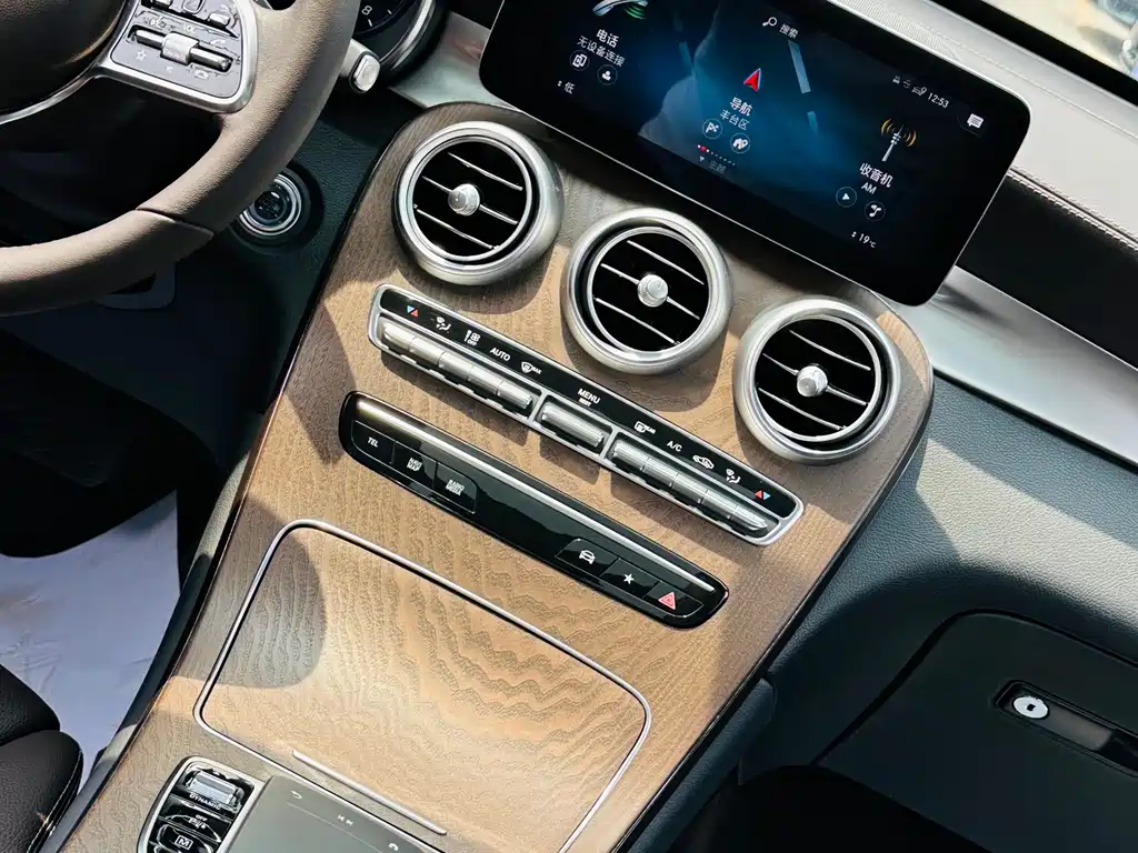Mercedes-Benz GLC 2022 — фото 18