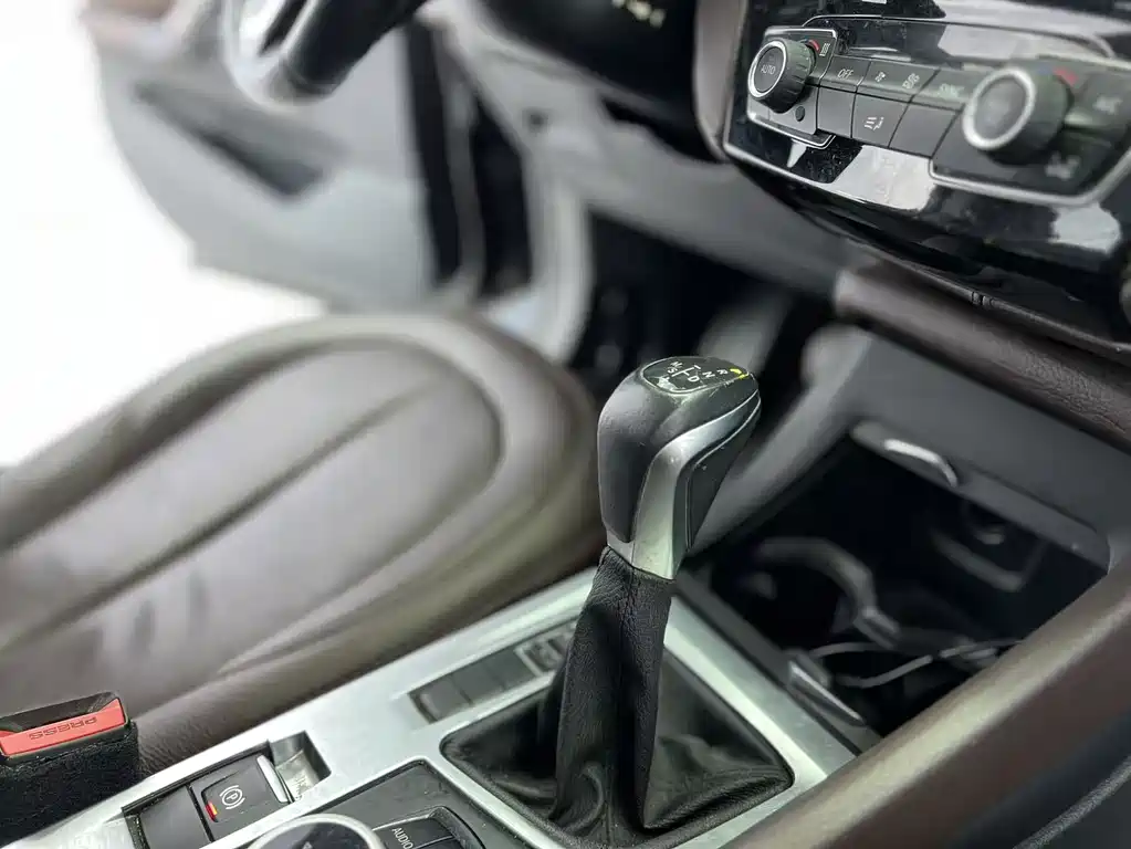 BMW X1 2016 — фото 13