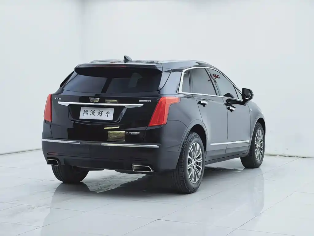 Cadillac XT5 2019 — фото 31