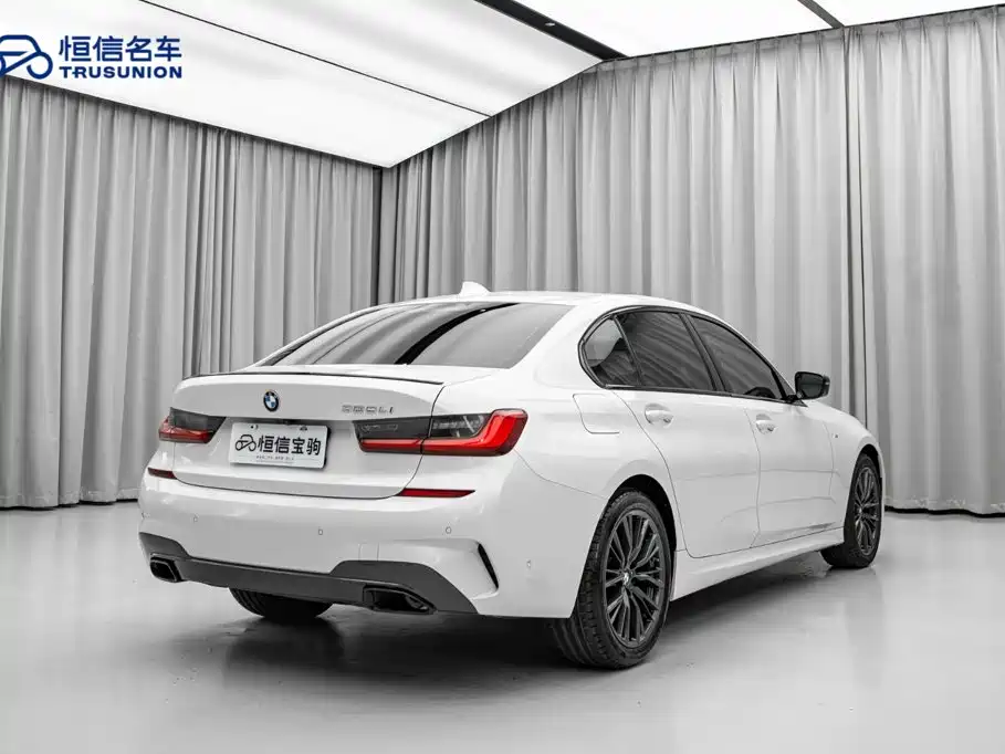 BMW 3 Series 2021