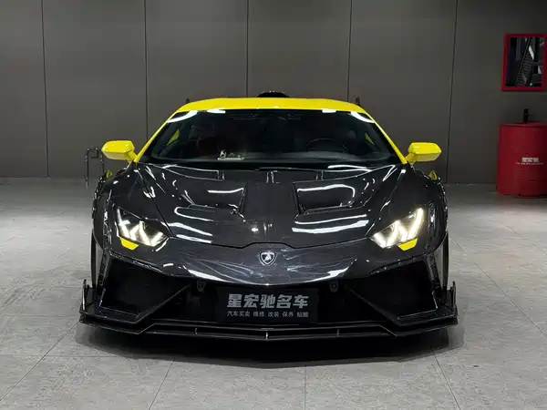 Lamborghini Huracan 2015