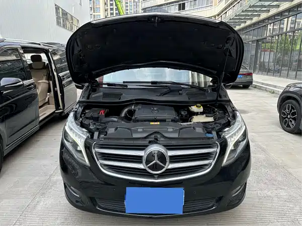 Mercedes-Benz V-Class 2017