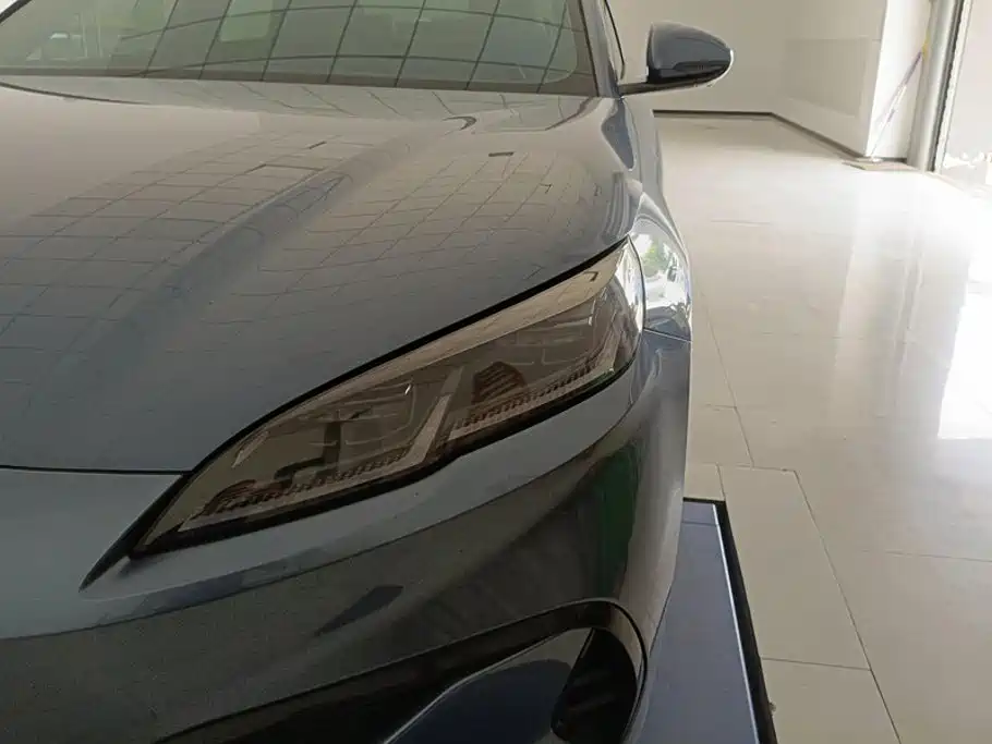 BYD Seal 06 2025