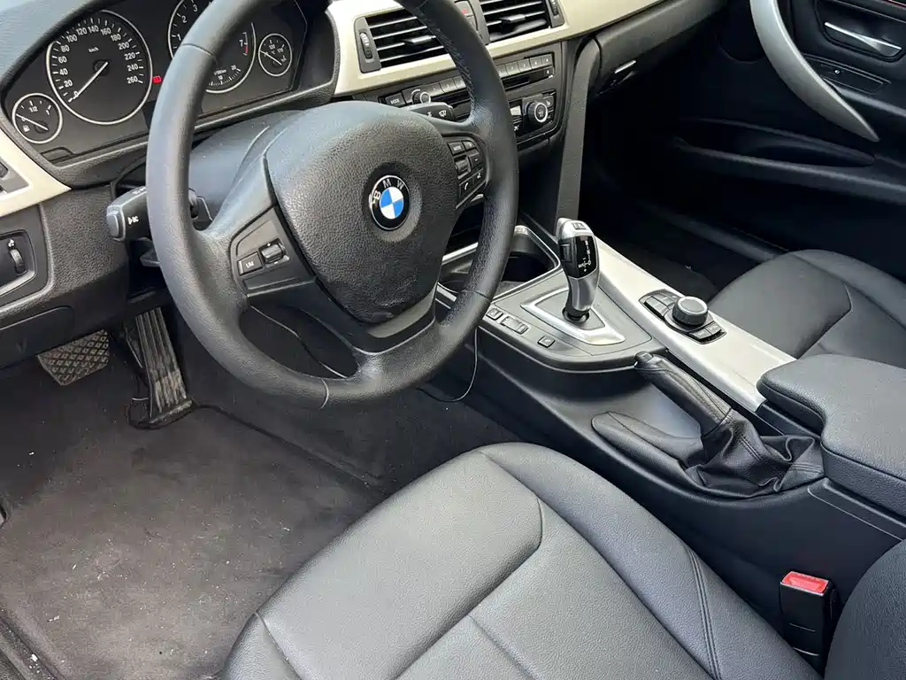 BMW 3 Series 2015