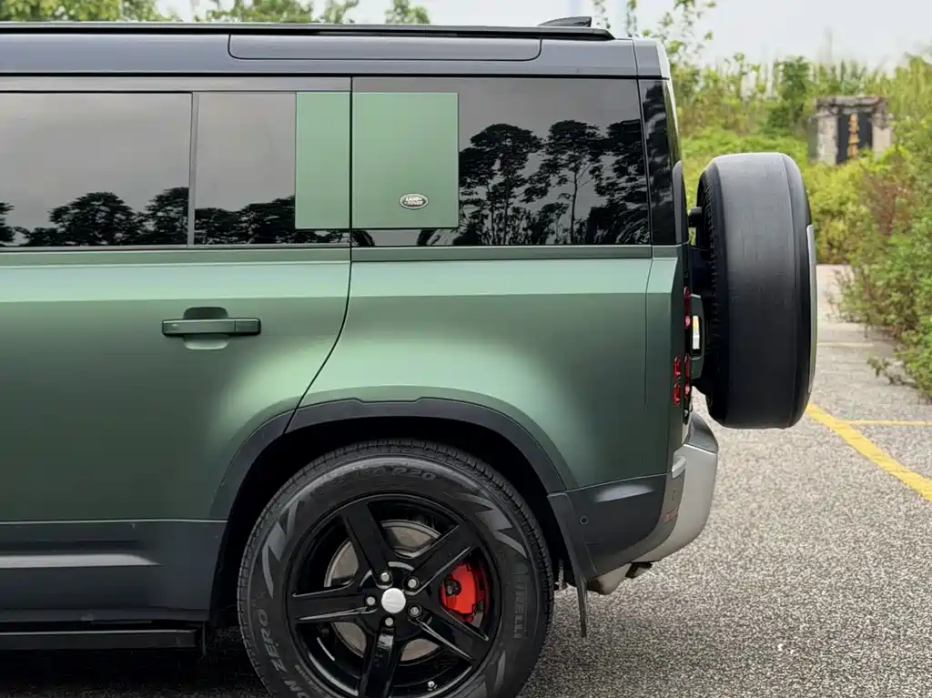 Land Rover Defender 2020 — фото 4
