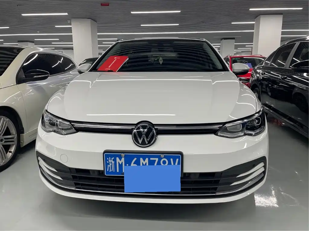 Volkswagen Golf 2024