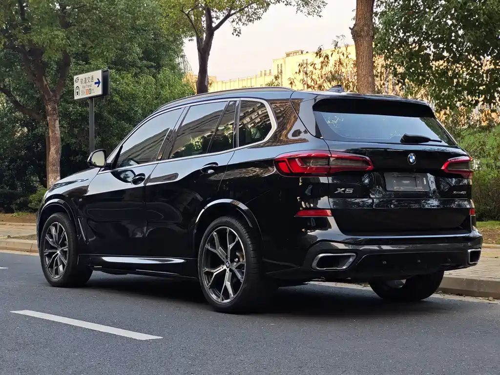 BMW X5 2019 — фото 13