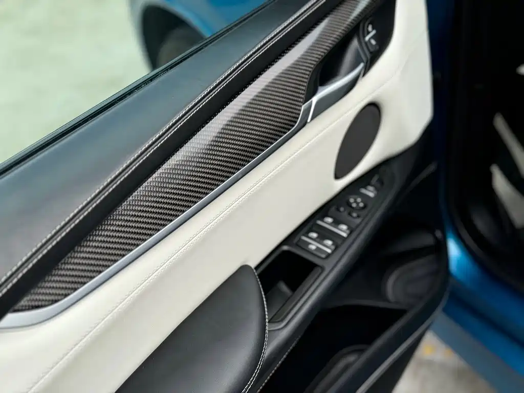 BMW X5 M 2016 — фото 10