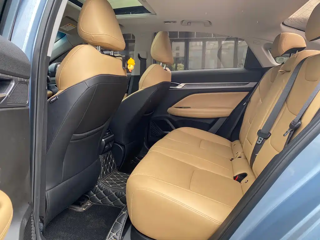 Geely Emgrand L Hip 2023 — фото 10