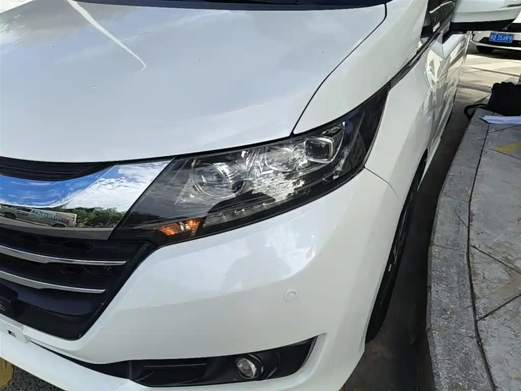 Honda Odyssey 2016 — фото 24