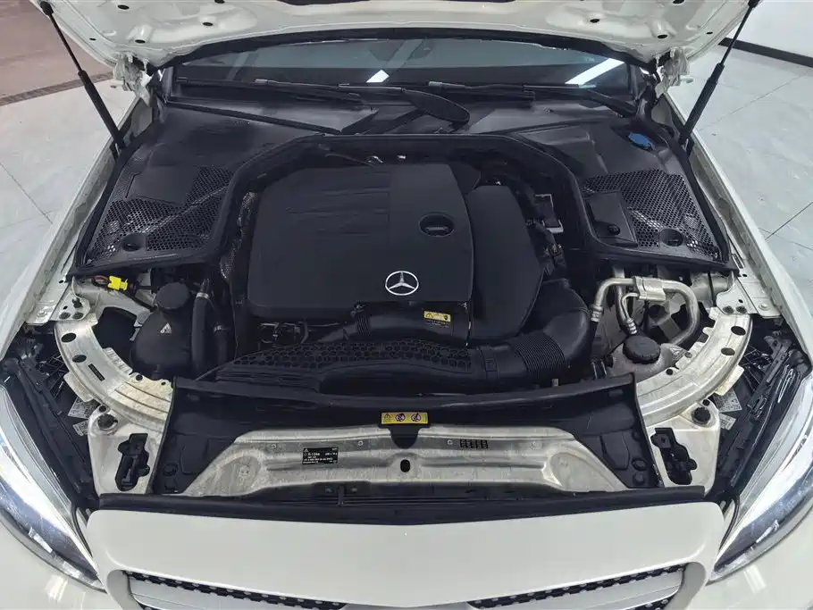 Mercedes-Benz C-Class 2020 — фото 10