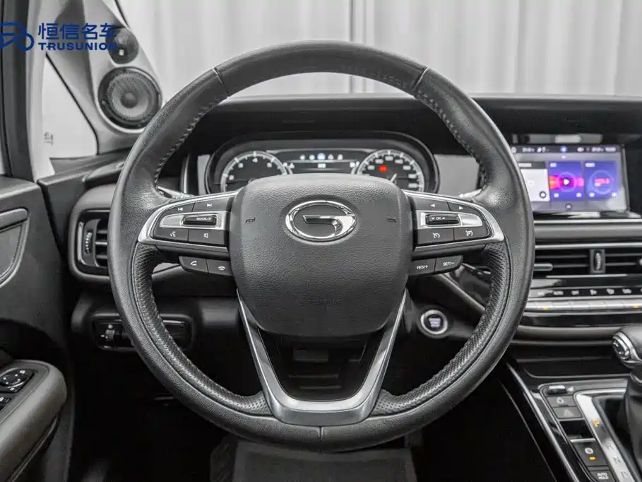 GAC Trumpchi M6 2020 — фото 15