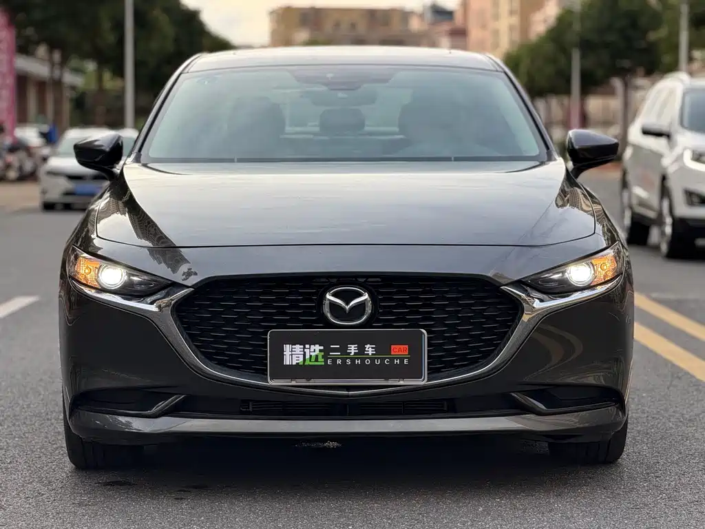 Mazda 3 Axela 2020 — фото 2