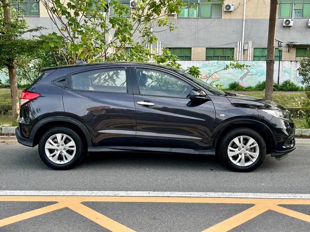 Honda Vezel 2020 — фото 8