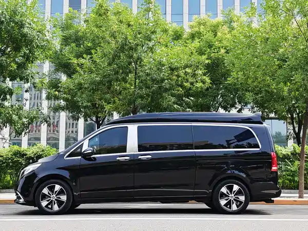 Mercedes-Benz V-Class 2022