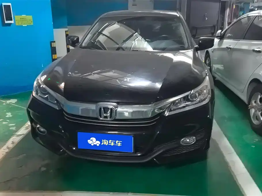 Honda Accord 2018 — фото 2