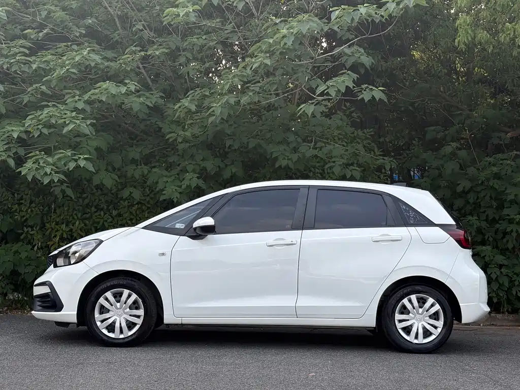 Honda Fit 2022 — фото 2