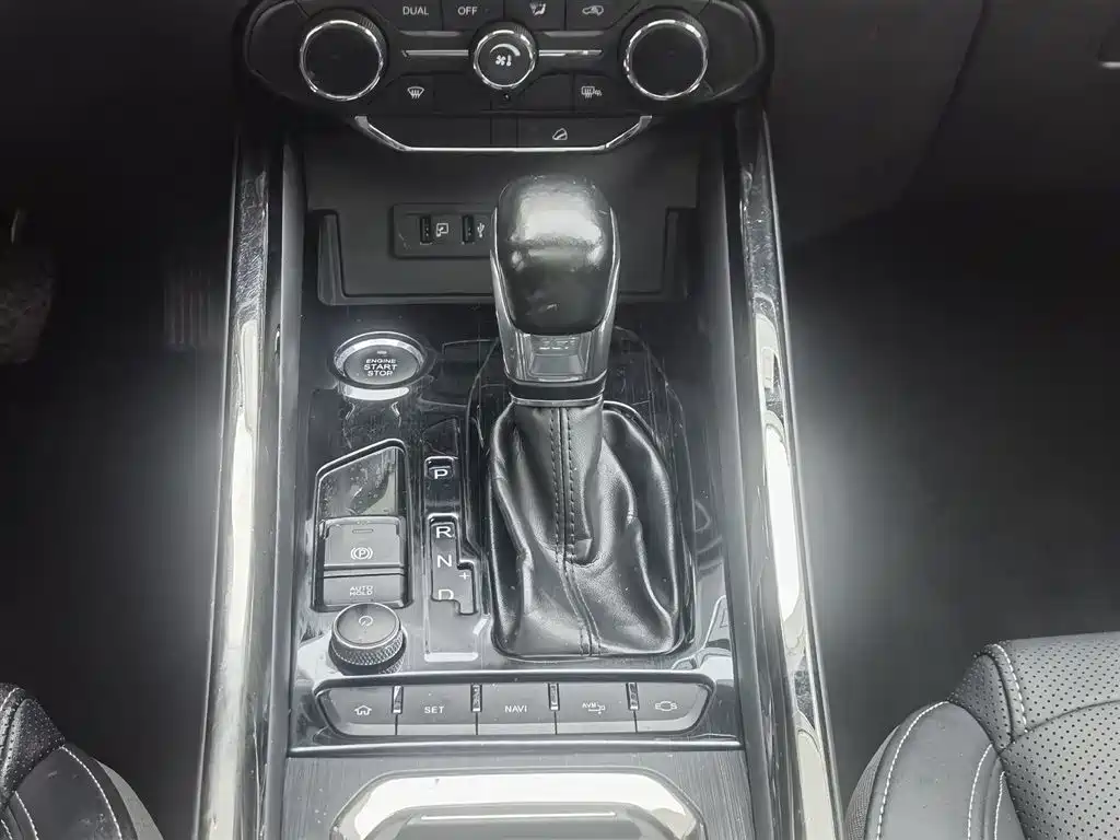 Chery Tiggo 8 2018 — фото 13