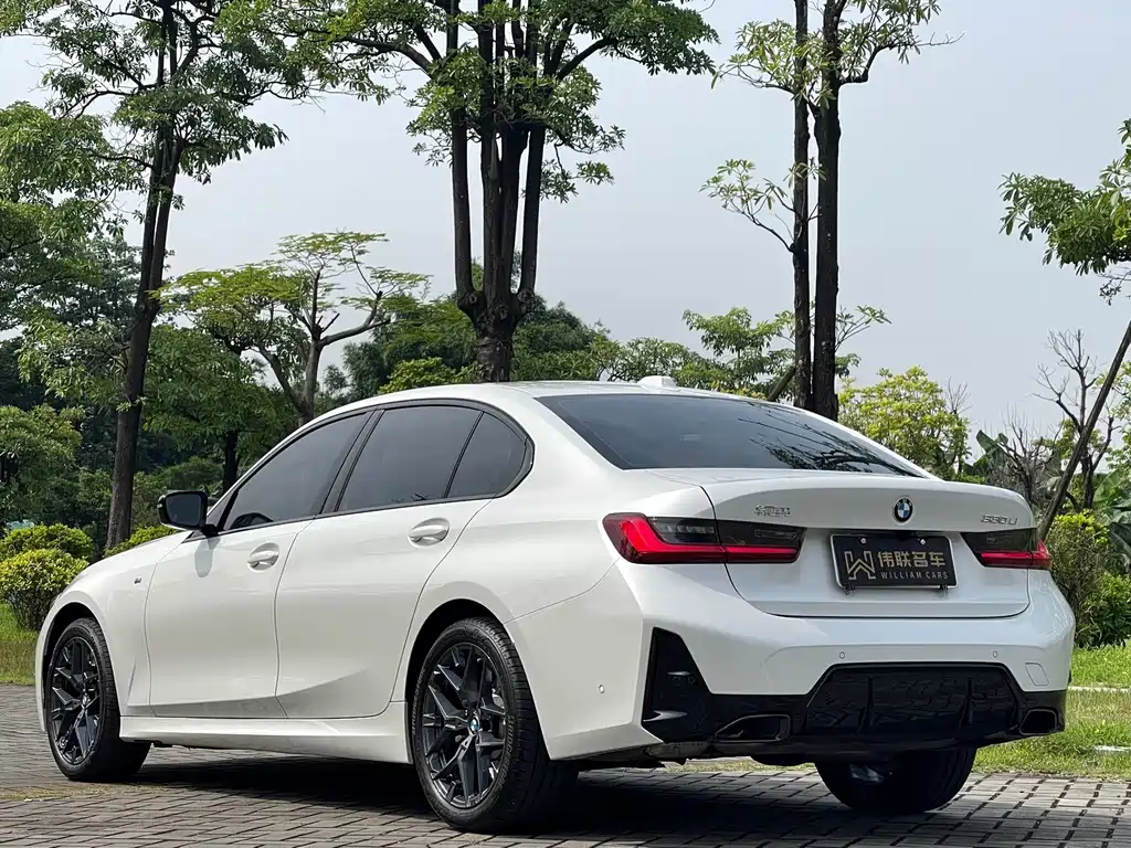 BMW 3 Series 2025