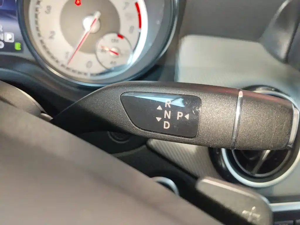 Mercedes-Benz GLA 2015 — фото 14