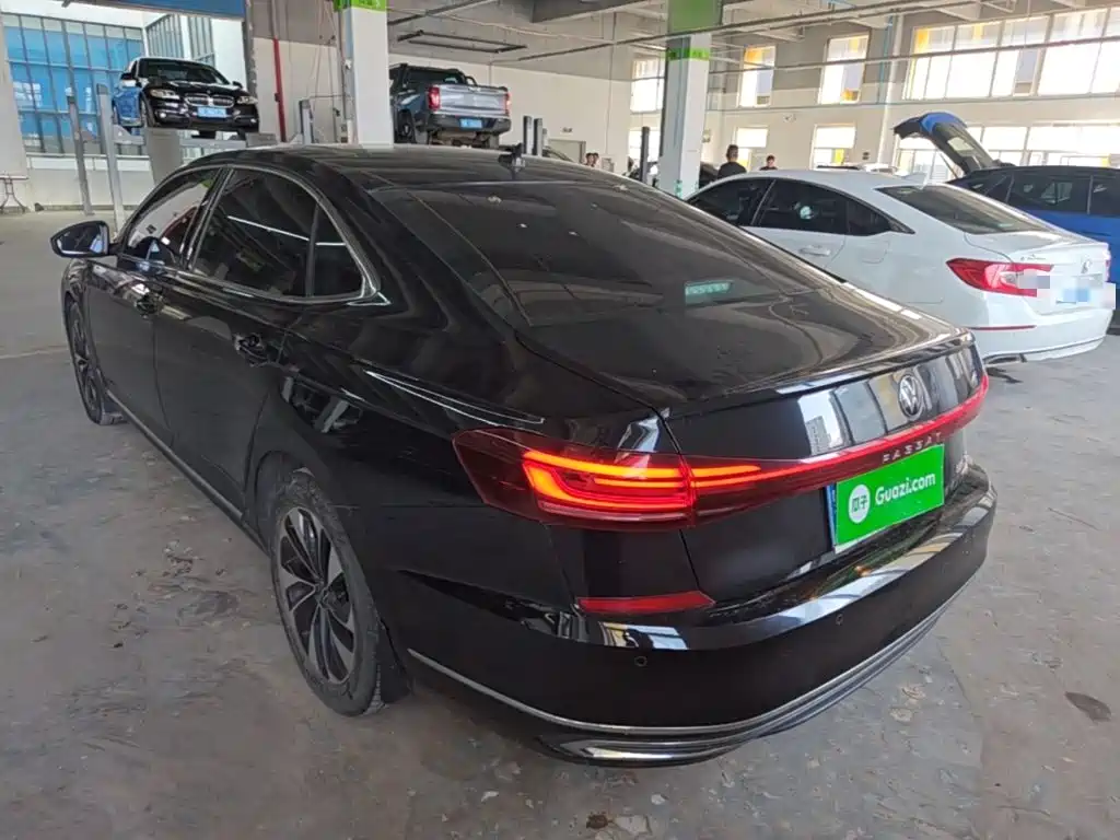 Volkswagen Passat 2023