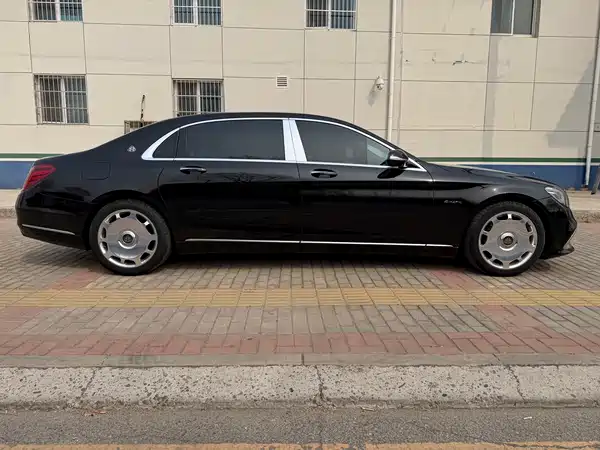 Mercedes-Benz Maybach S-Class 2015