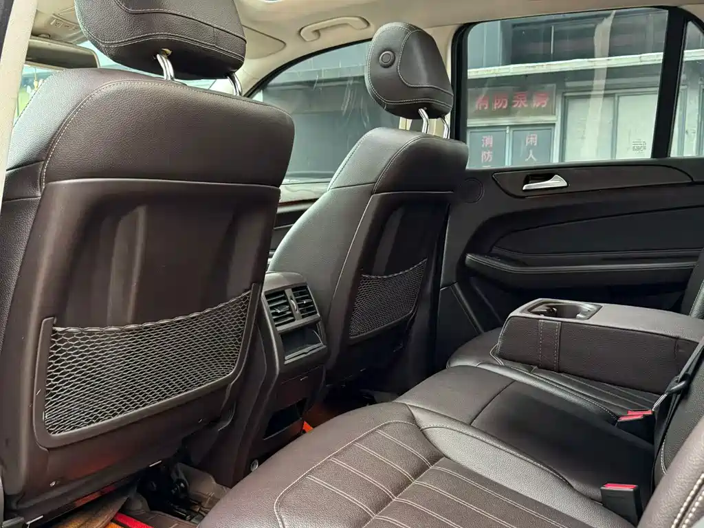 Mercedes-Benz GLE 2016