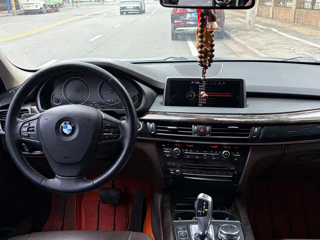 BMW X5 2016 — фото 19